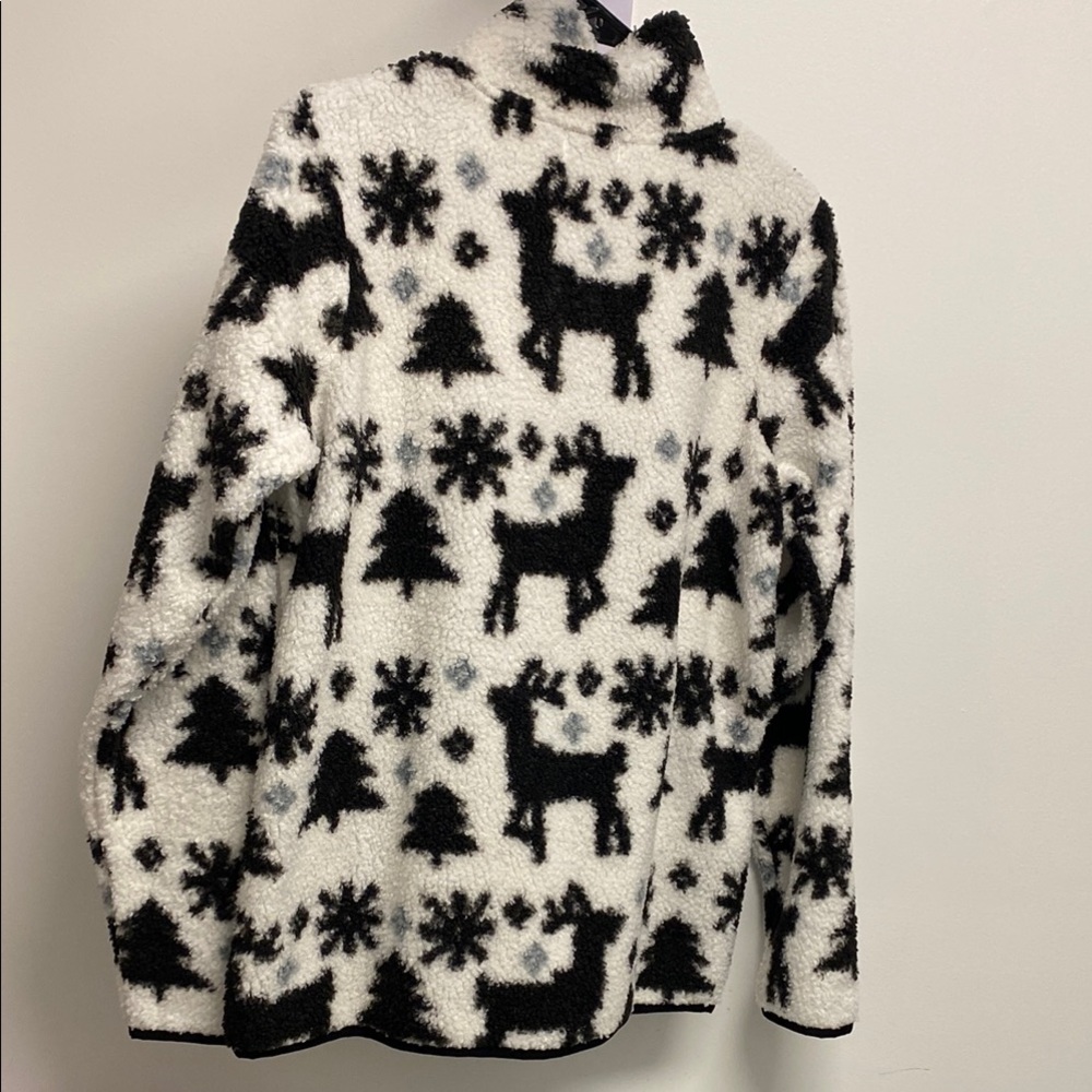 Vera Bradley Black and White Fleece Pullover - Picture 7 of 9